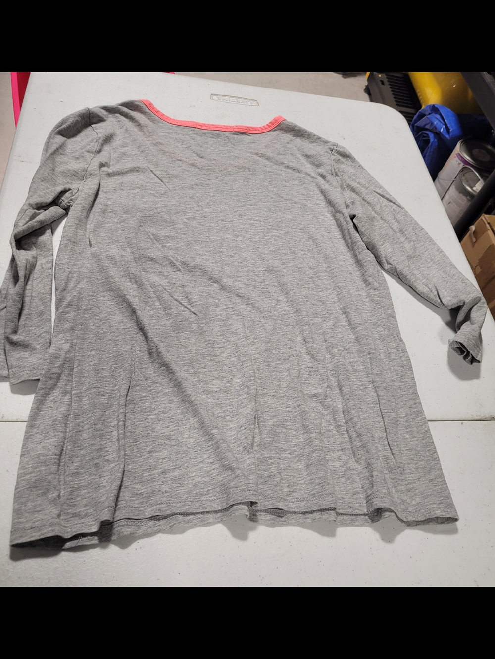 GAP Heather Gray Long-Sleeve Tee with Coral Trim - Picture 3 of 3